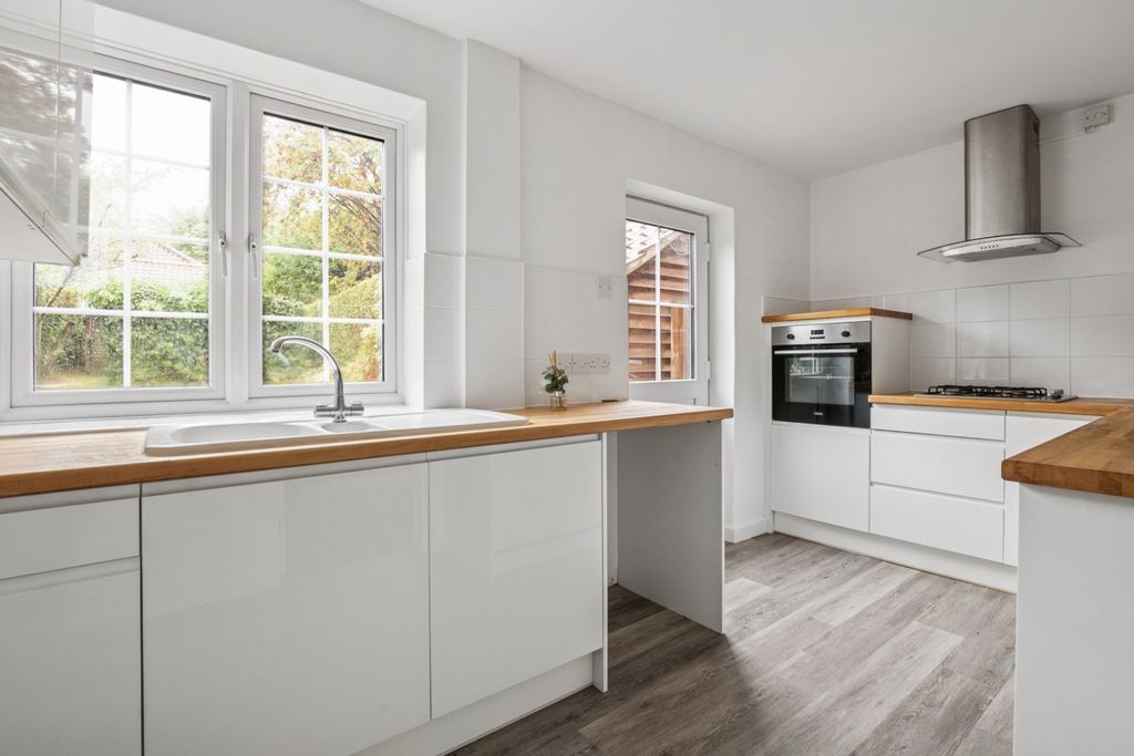 Property photo 3 of 30 5318504