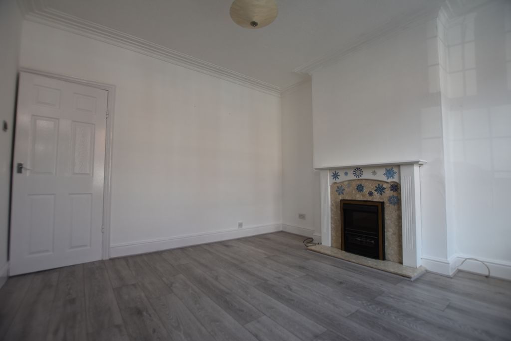 Property photo 3 of 16 Photo 17