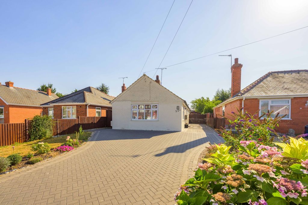 Property photo 1 of 27