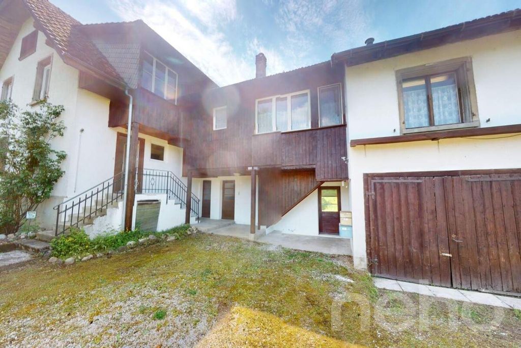 Property photo 3 of 13