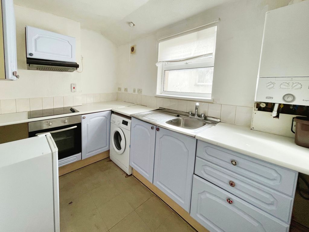 Property photo 2 of 11 Image