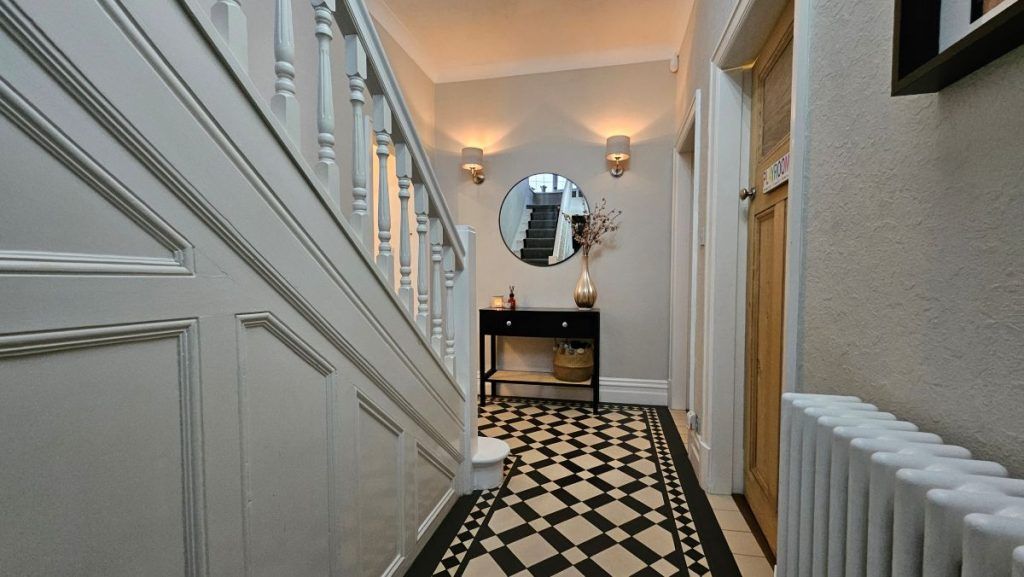 Property photo 3 of 44 3