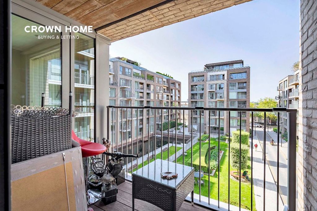 Property photo 2 of 10