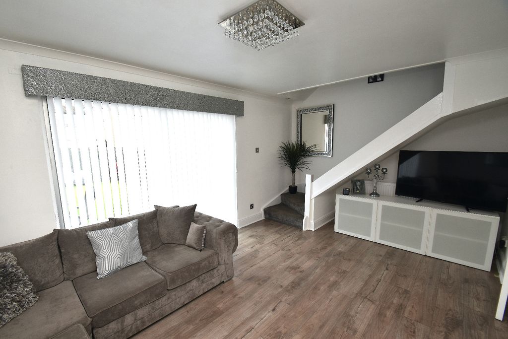 Property photo 3 of 16 4434313