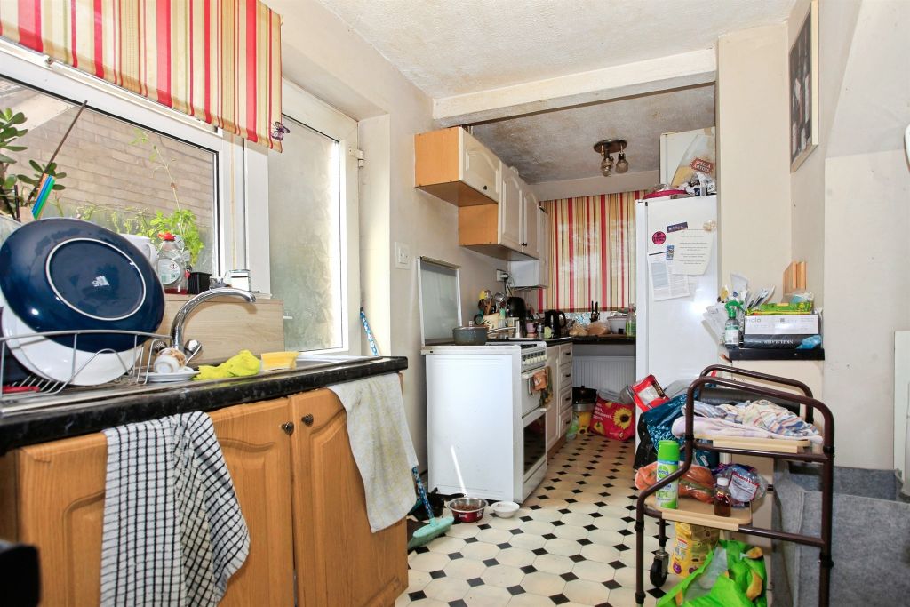 Property photo 3 of 11