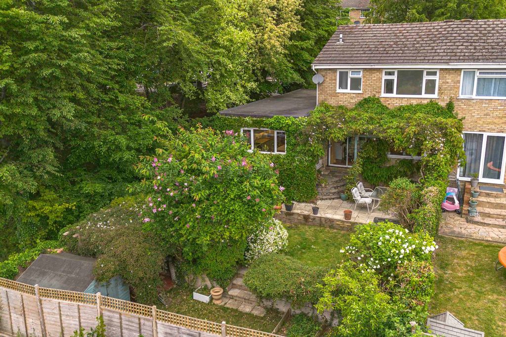 Property photo 2 of 13