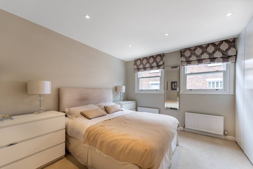 Property photo 3 of 10