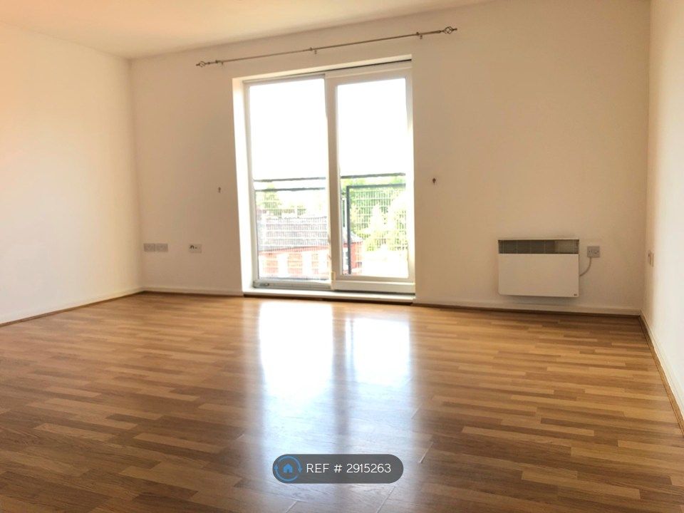 Property photo 3 of 12