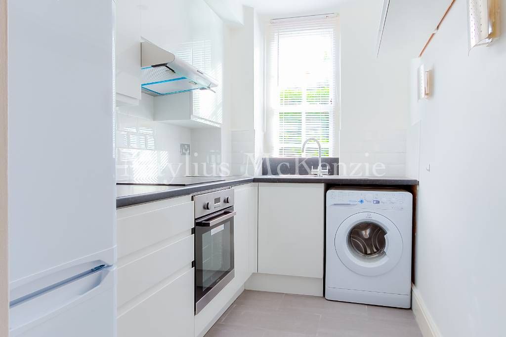 Property photo 3 of 10 Image