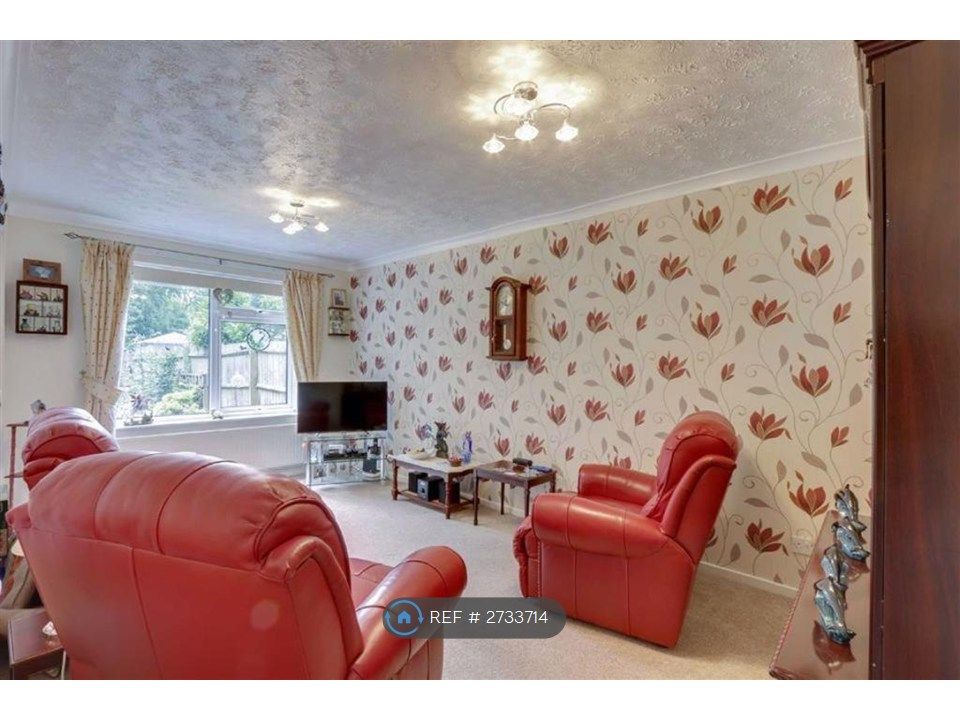 Property photo 2 of 14