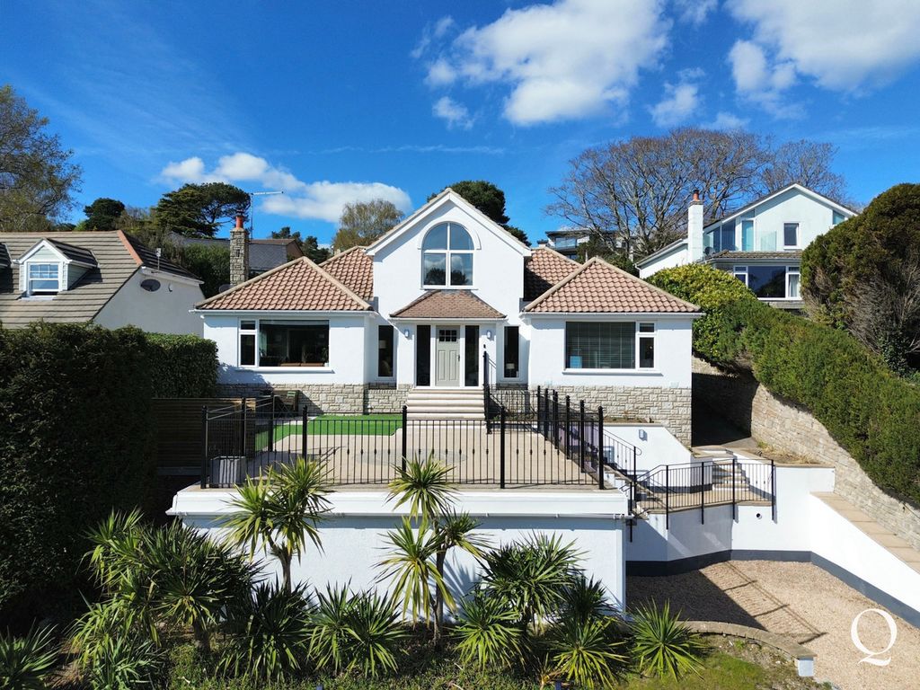 Property photo 1 of 25