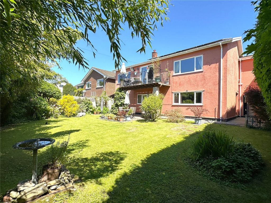 Property photo 1 of 26 Picture No. 35