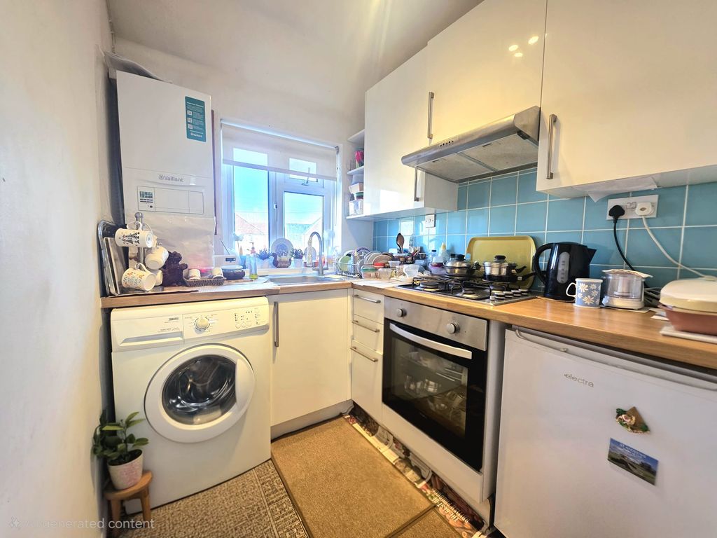 Property photo 3 of 5 3