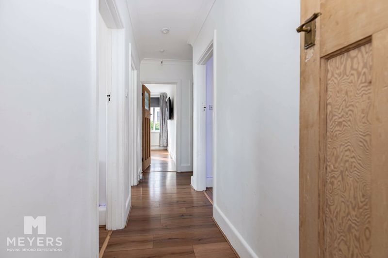 Property photo 3 of 13 Photo 8