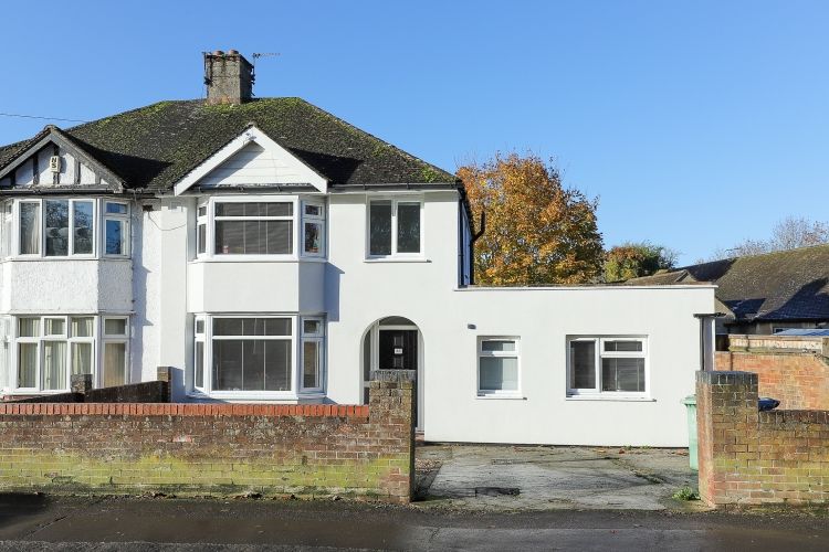 Property photo 2 of 8 External