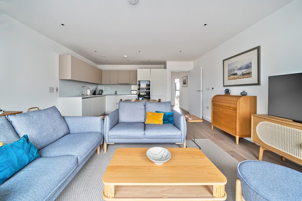 Property photo 2 of 20 1423713-6-69A6c7F...