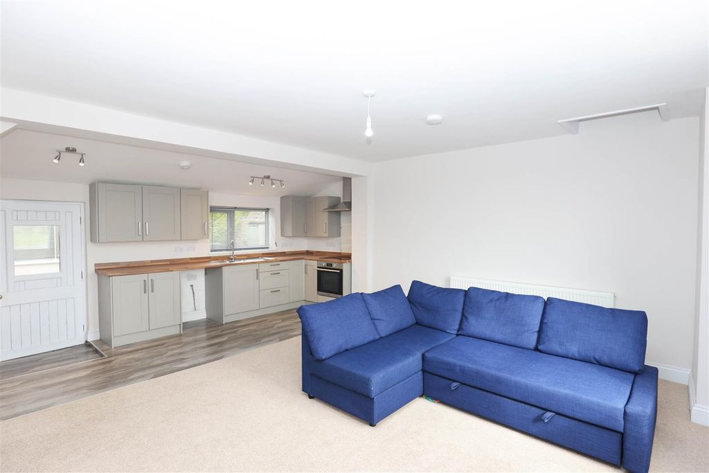 Property photo 2 of 8 Stanksidecottage_Lounge-Kitchenb.Jpg