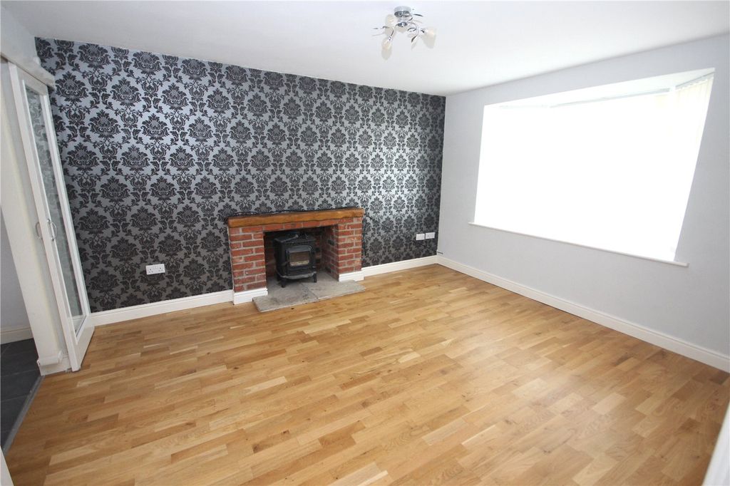 Property photo 2 of 10 Picture No. 06