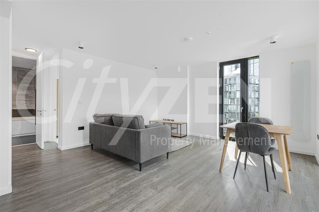 Property photo 1 of 21 Reception Room