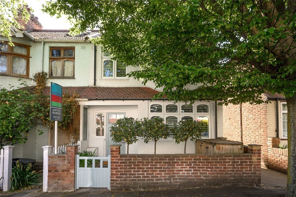 Property photo 1 of 27 Picture No. 82
