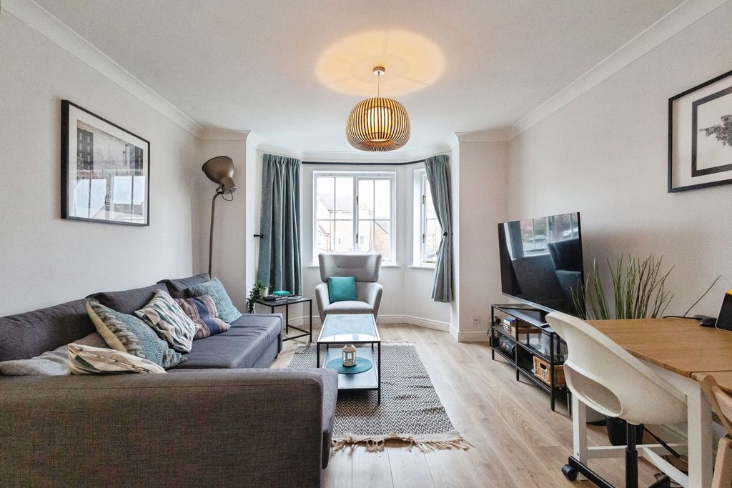 Property photo 2 of 19 Pbox-Img.Jpg