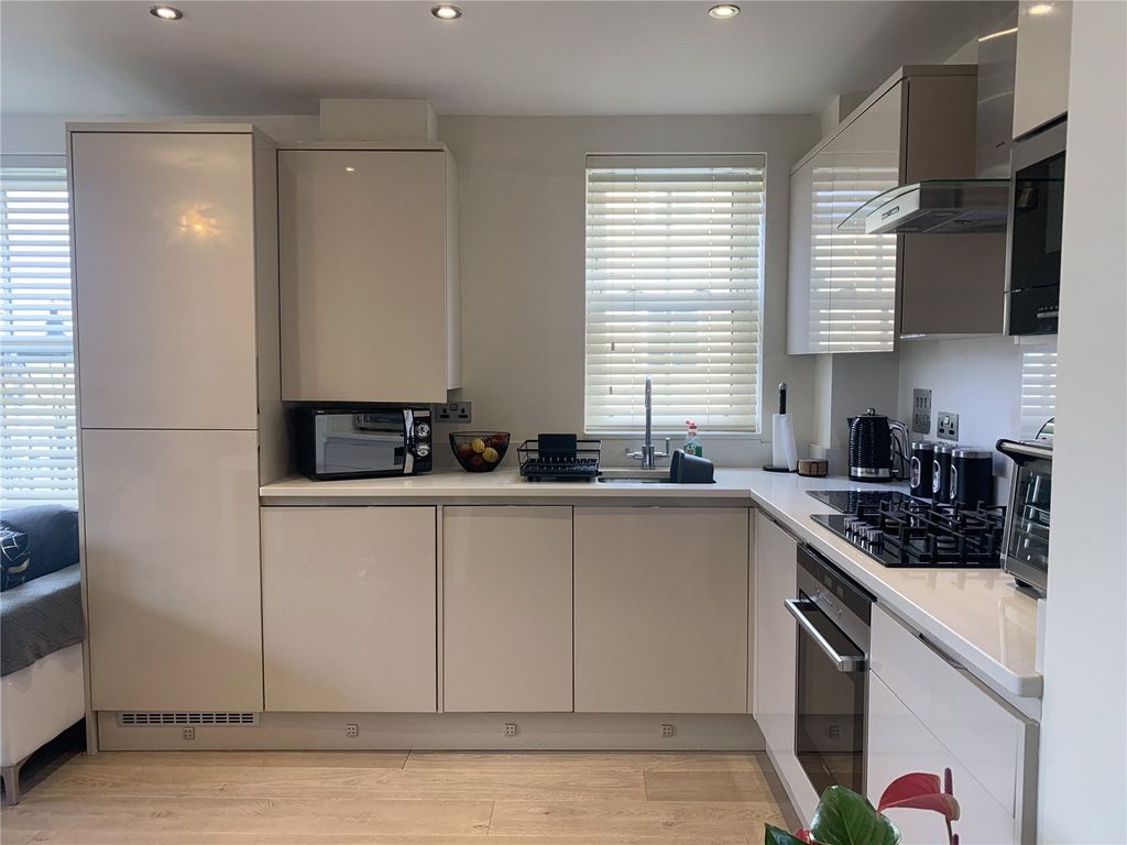 Property photo 3 of 46 Picture No. 37