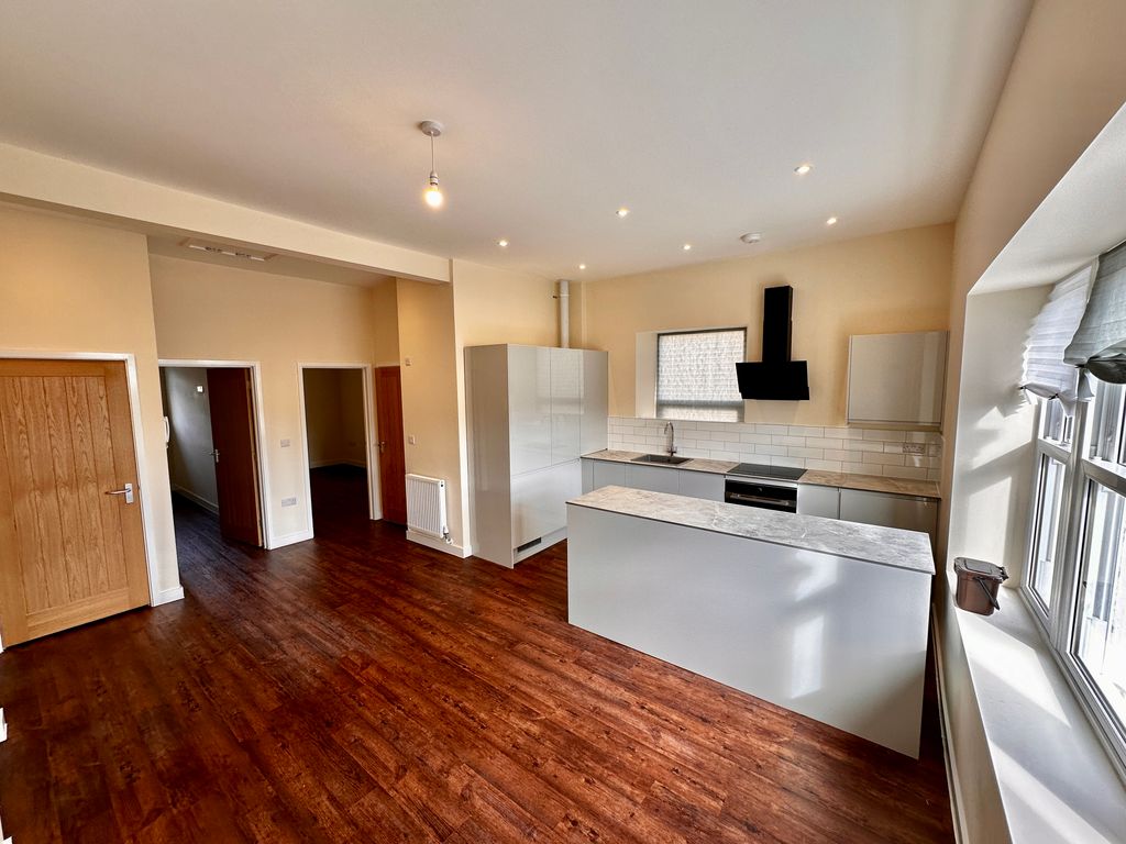 Property photo 1 of 26