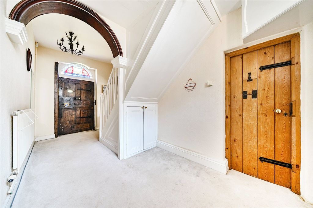 Property photo 2 of 30 Picture No. 18
