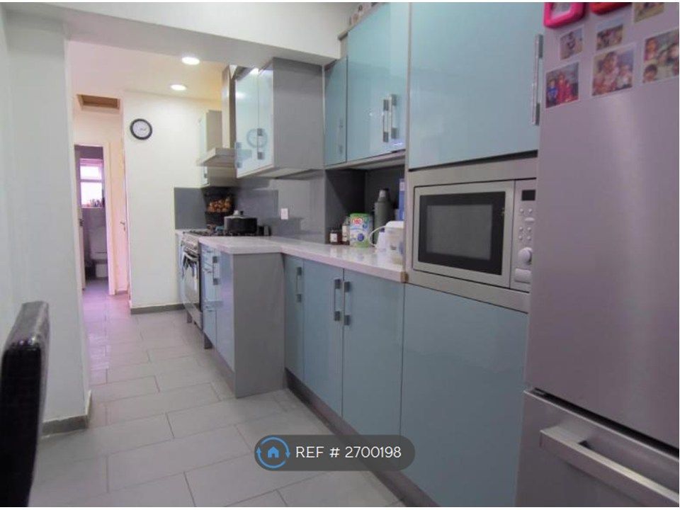 Property photo 1 of 23 Kitchen - Image -1