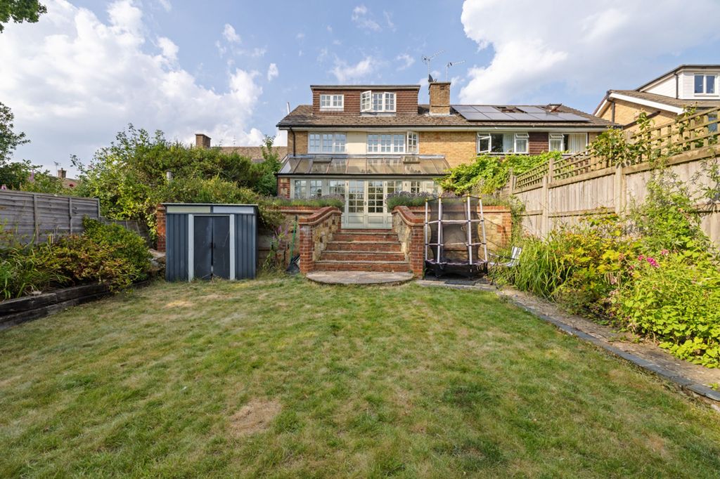 Property photo 1 of 29