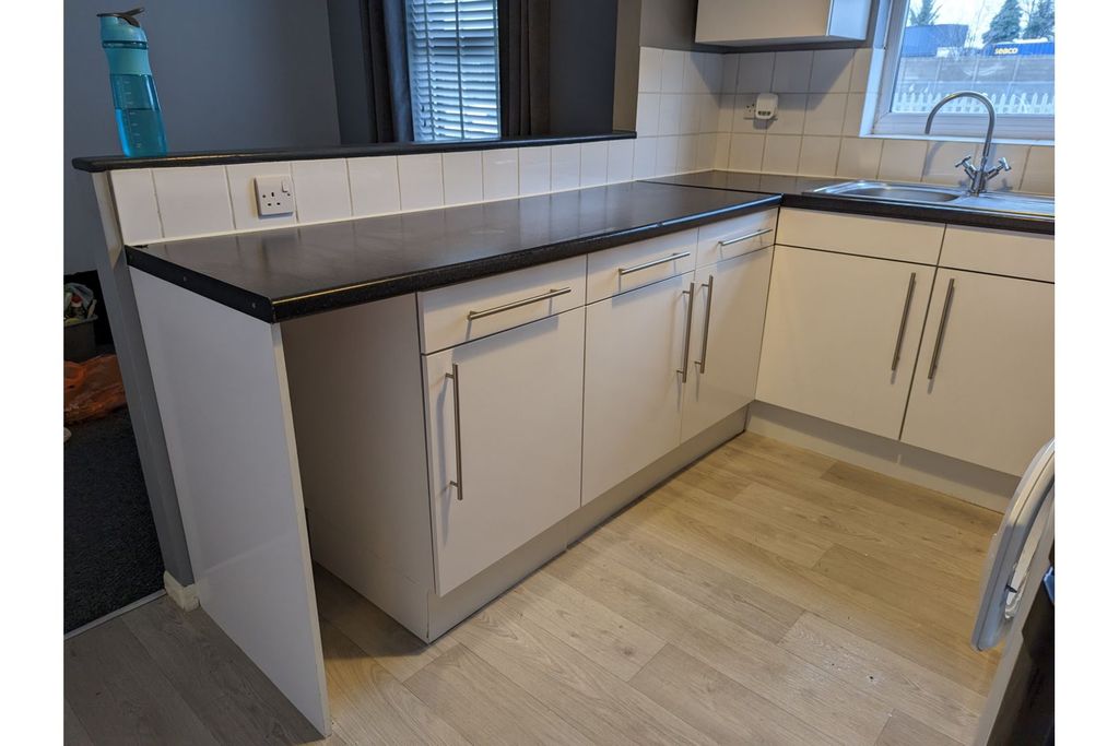 Property photo 1 of 14 Lounge / Kitchen