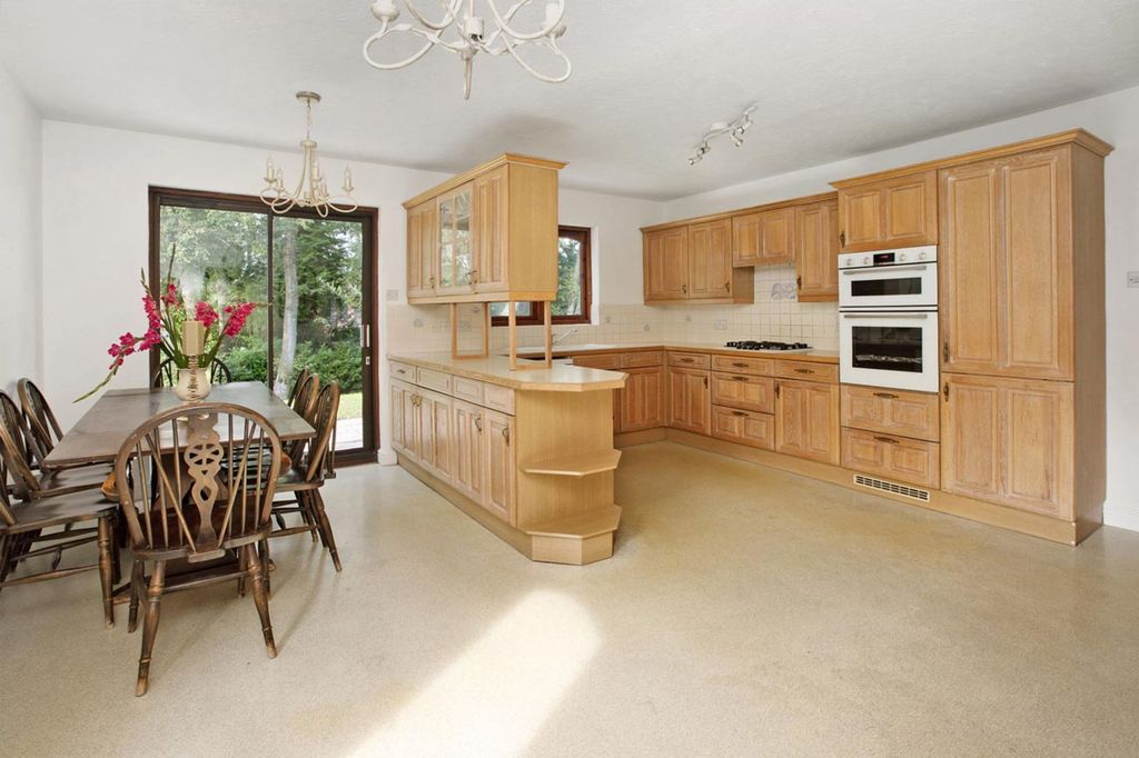Additional image 7 of 5 bed detached house for saleAlder Close, Newton Abbot TQ12