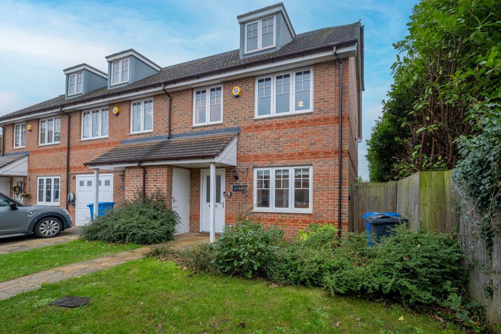 Property photo 2 of 45
