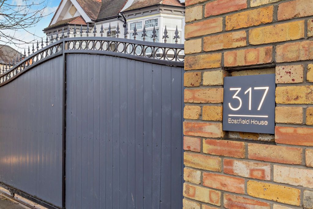 Additional image 5 of 5 bed detached house for saleEastfield Road, Peterborough PE1