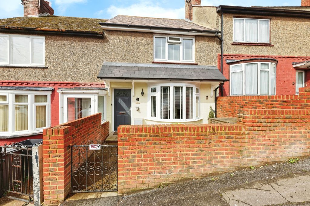Property photo 1 of 15 Photography
