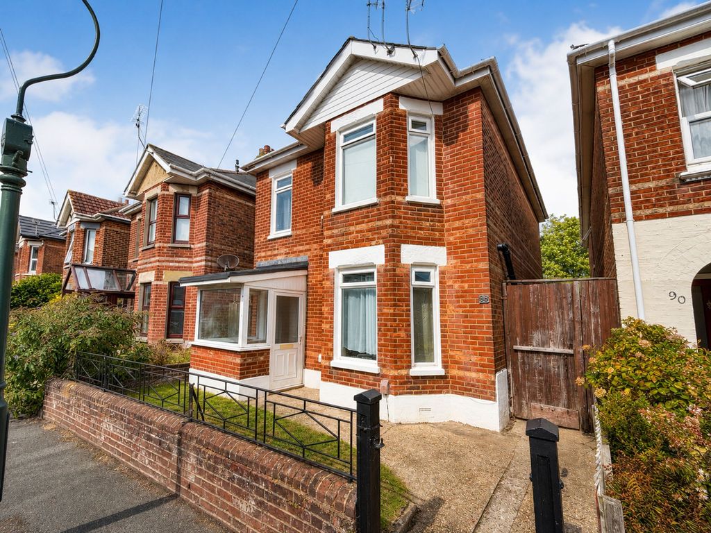 Property photo 1 of 11