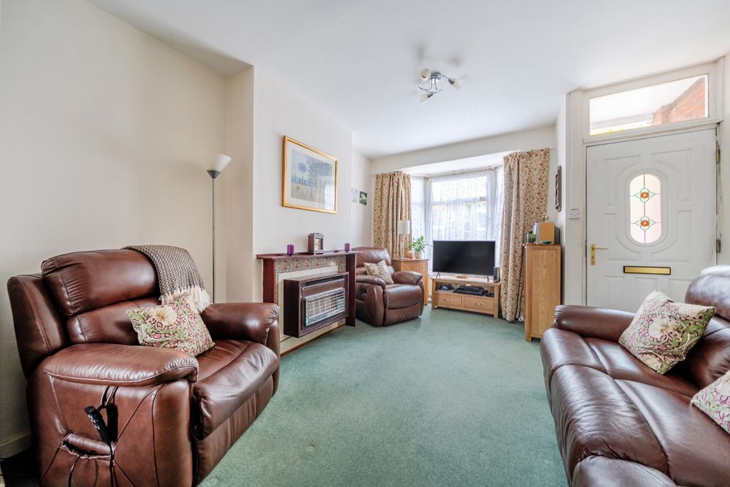 Property photo 3 of 9 Picture No. 34