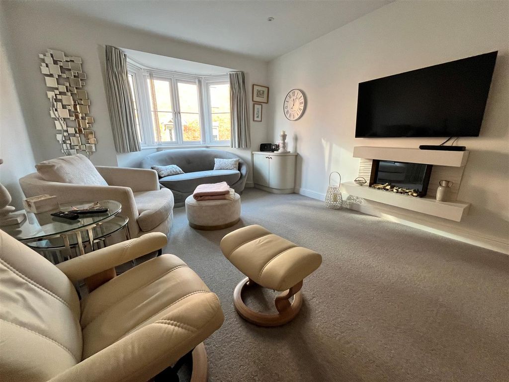Property photo 3 of 22 20.Jpg