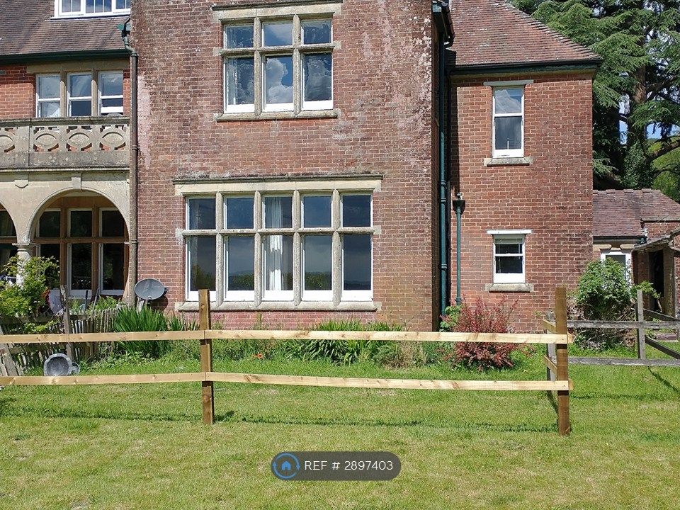 Property photo 1 of 5
