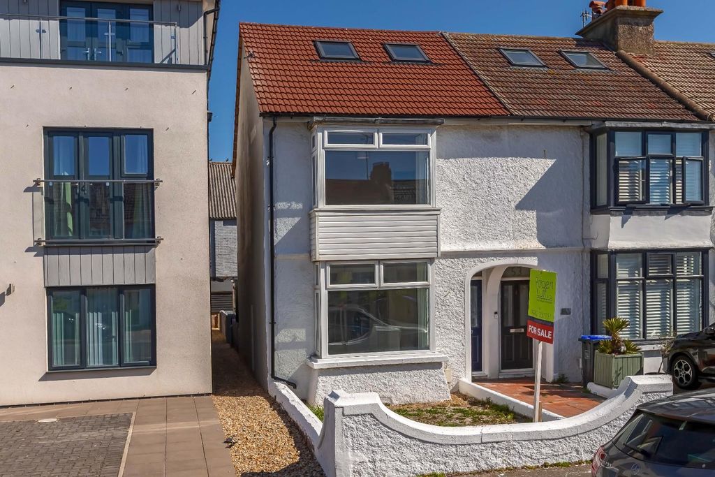 Property photo 1 of 13 Penhill Rd_12.Jpg