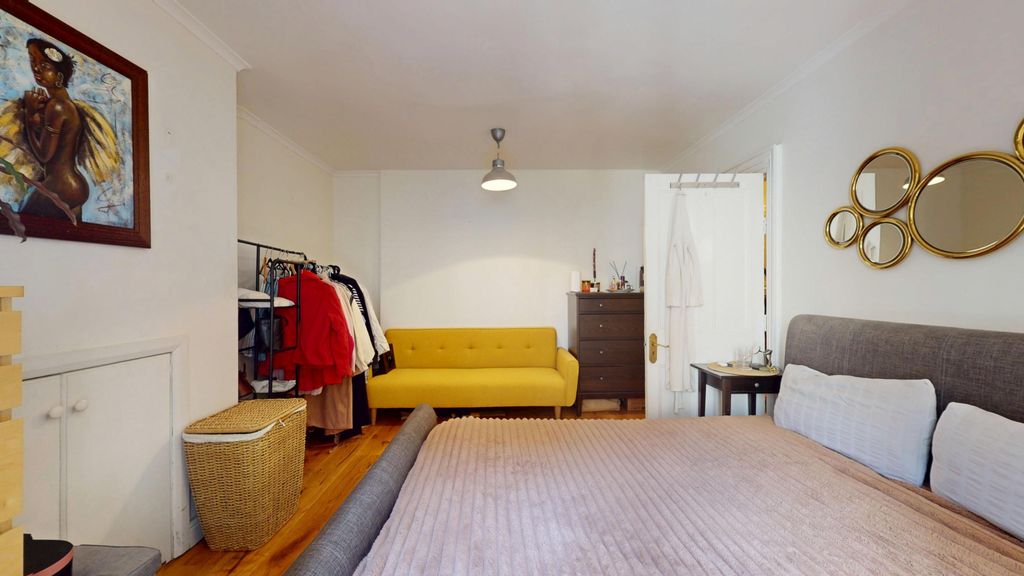 Property photo 3 of 50 271 Old Brompton Road, Earls Court, London, Sw5 9Ja