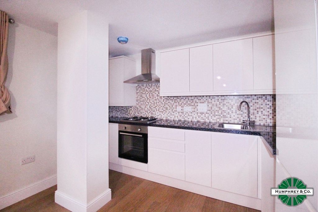 Property photo 3 of 4 Pbox-Img.Jpg