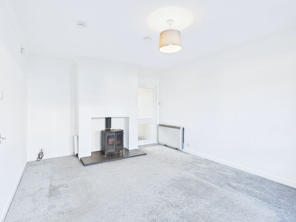 Property photo 2 of 30