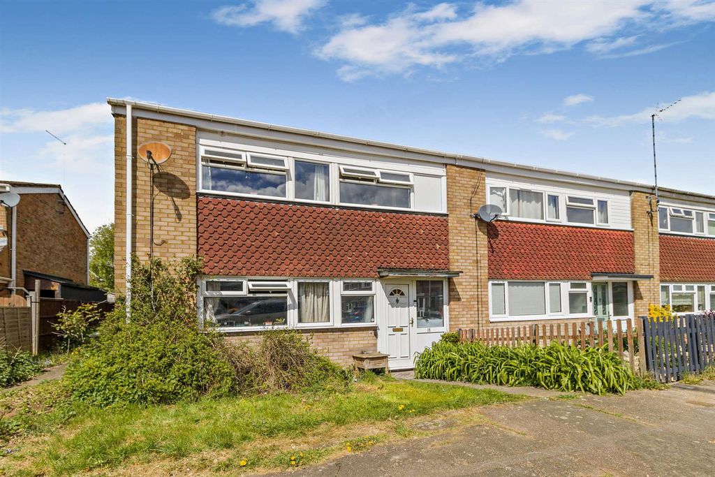 Property photo 1 of 6 8687967-Exterior03-800.Jpg