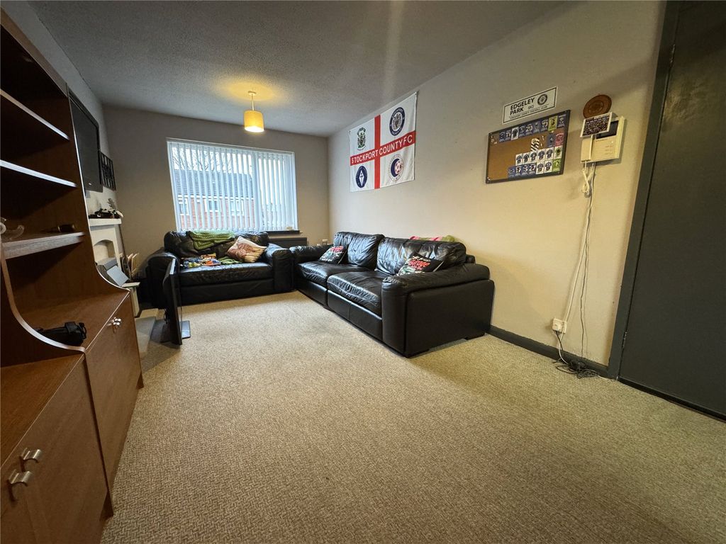 Property photo 3 of 10 Picture No. 09