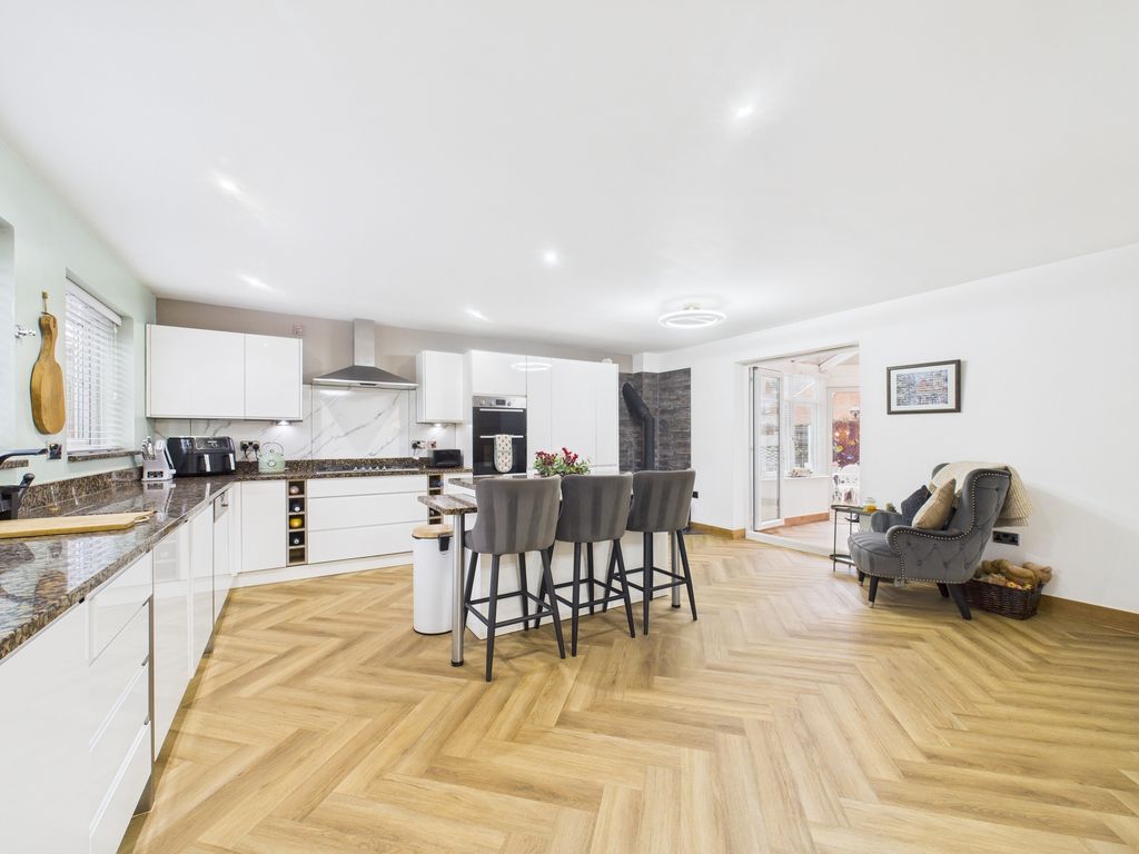 Property photo 1 of 45