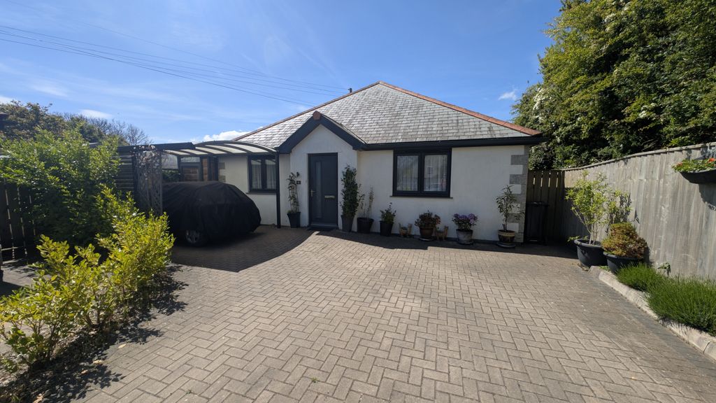 Property photo 1 of 13 3Â Bedroom Bungalow For Sale