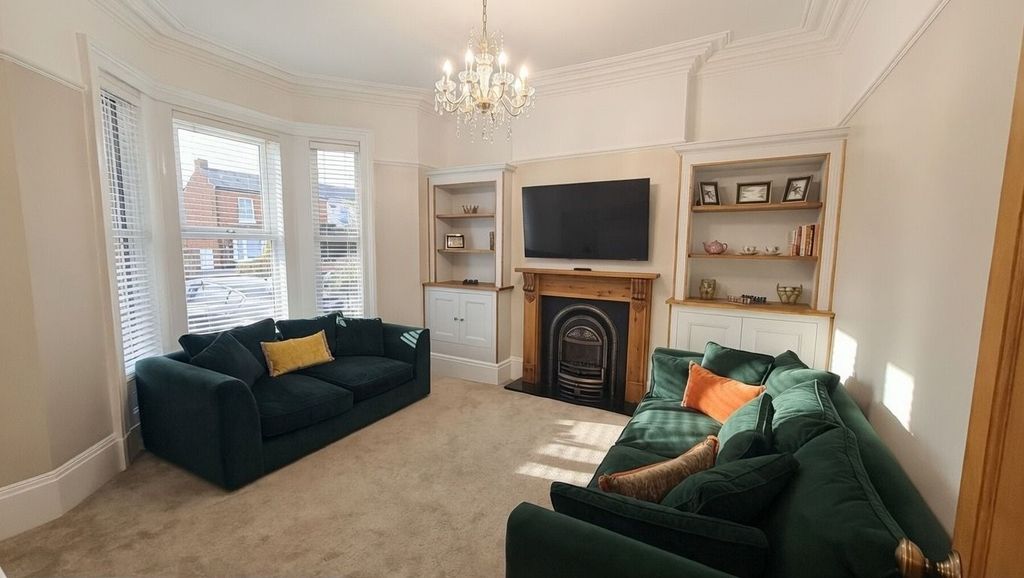 Property photo 3 of 16