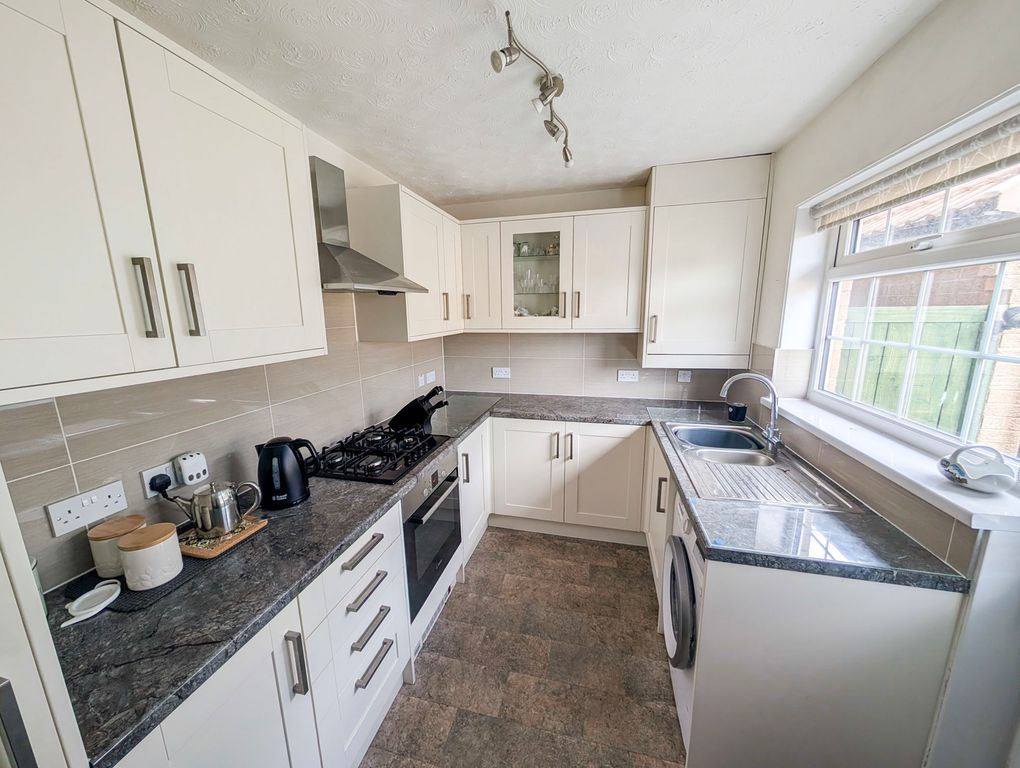 Property photo 3 of 13