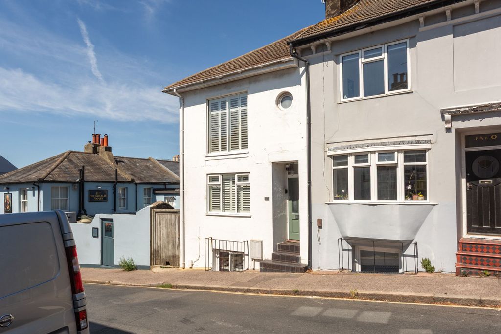 Property photo 1 of 19